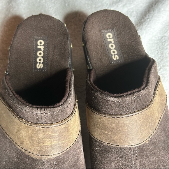 CROCS Womens Brown Suede Slip On Clog Mule Classic Casual Comfort sz w8. - Picture 3 of 7